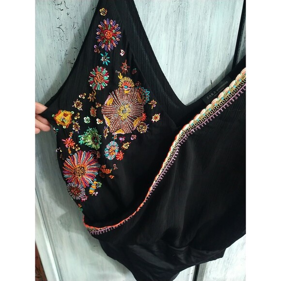 Zara Embroidered Embellished Medium Flared Sleeved V-neck Bodysuit Medium... - Picture 4 of 8